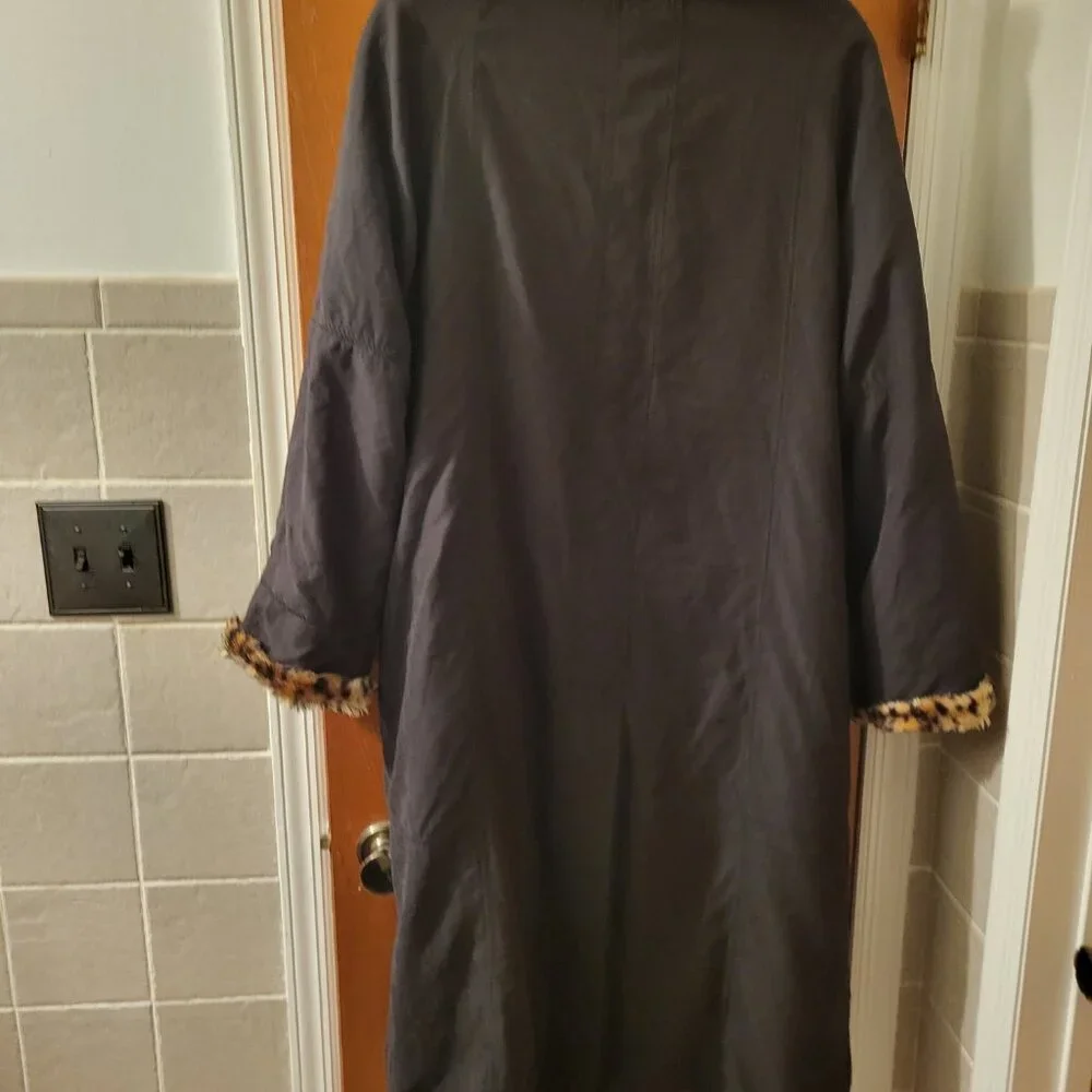 Donna Salyers Fabulous Furs Coat (new without tags) - Picture 2 of 3
